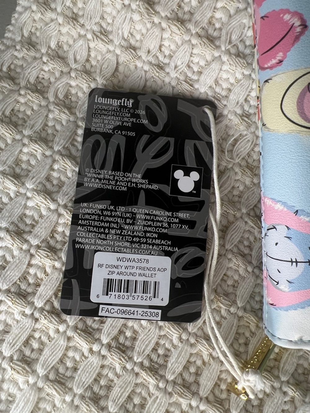 NWT Loungefly Disney Winnie the Pooh Balloon Friends Zip Around Wallet Tigger - Picture 6 of 6